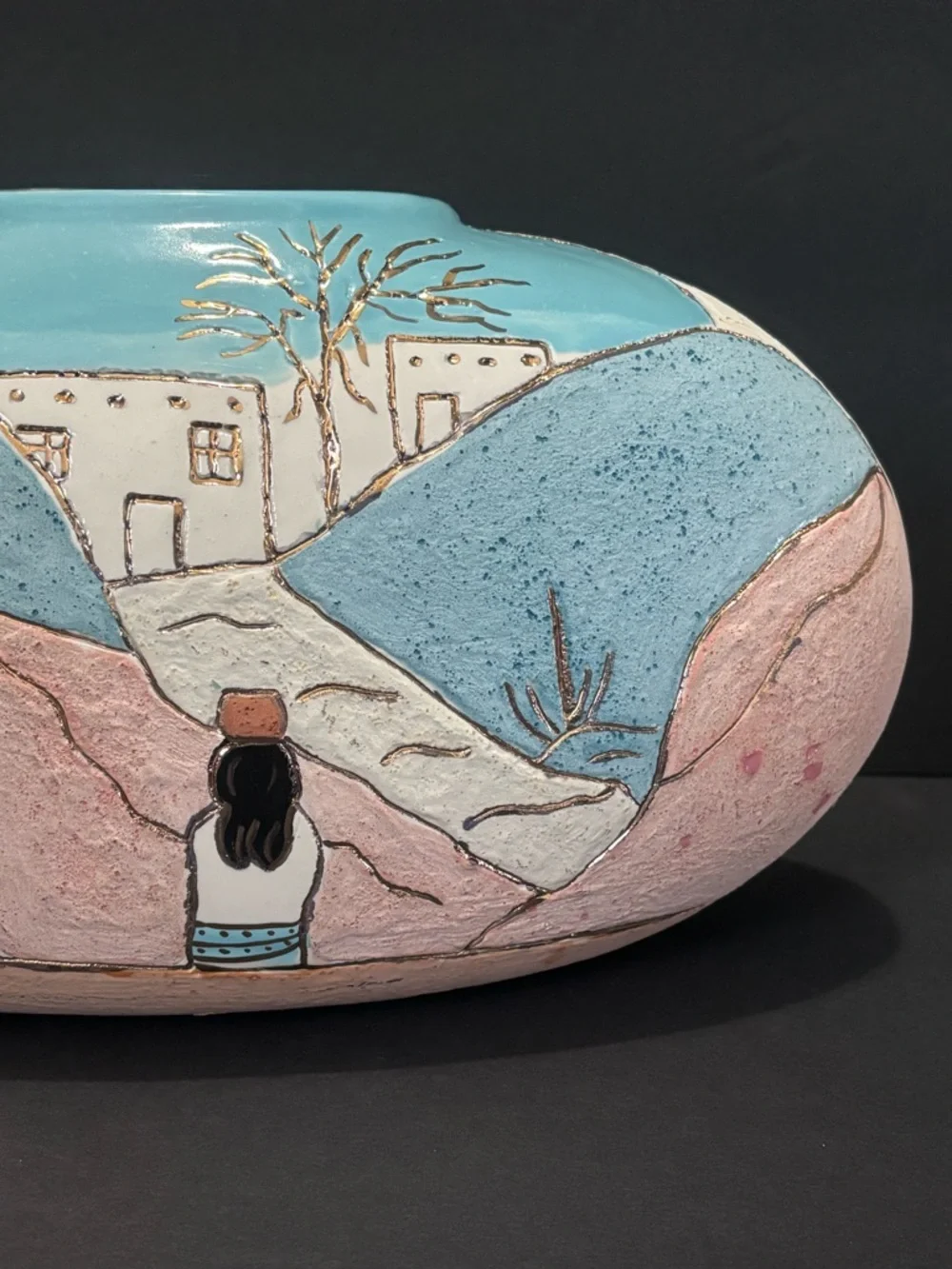 Vintage Hand-Painted Mexican Village Art Ceramic Flower Vase by Guna - Picture 4 of 10
